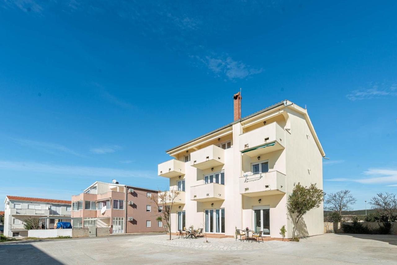 Apartments Adria Turanj Exterior foto