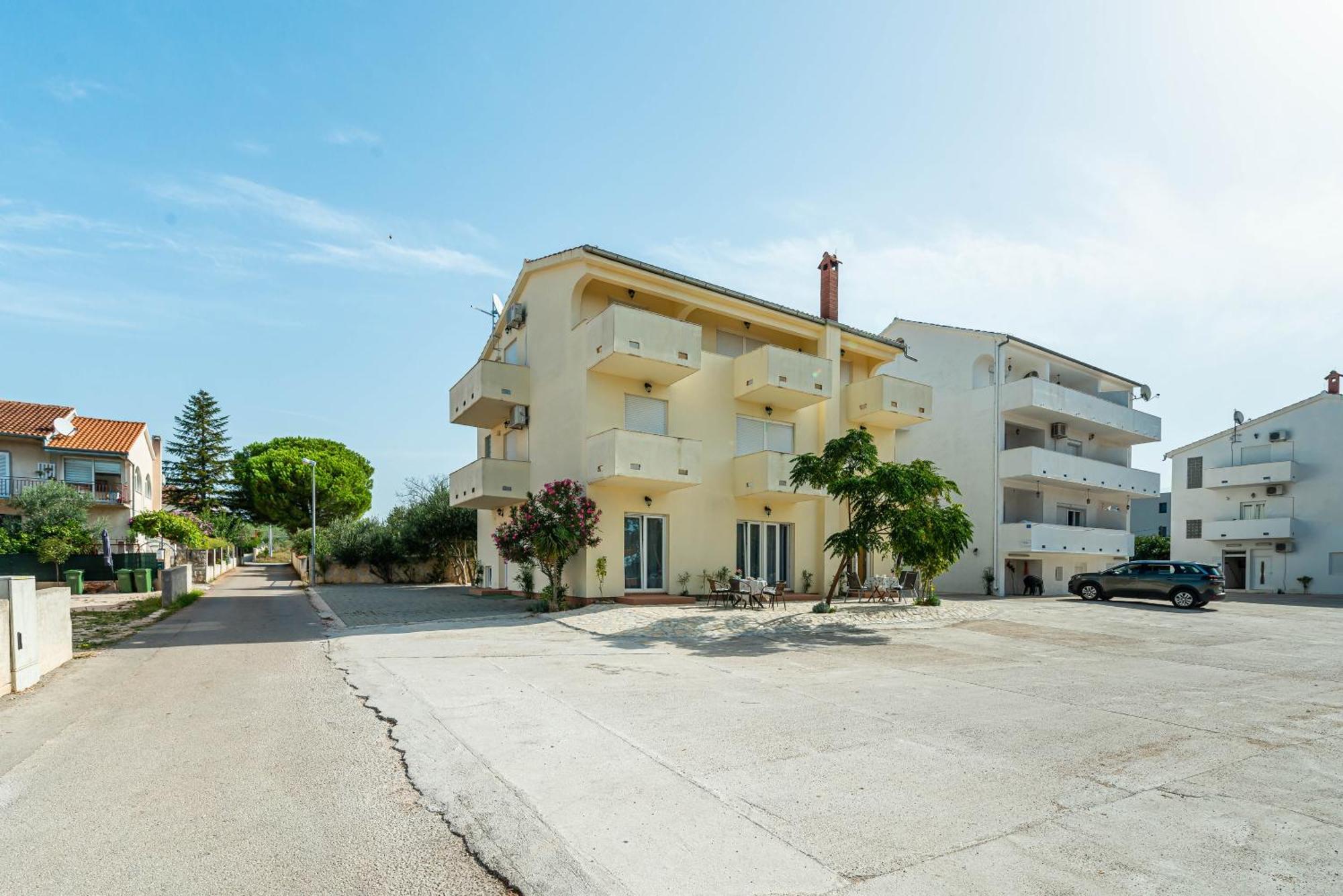 Apartments Adria Turanj Exterior foto